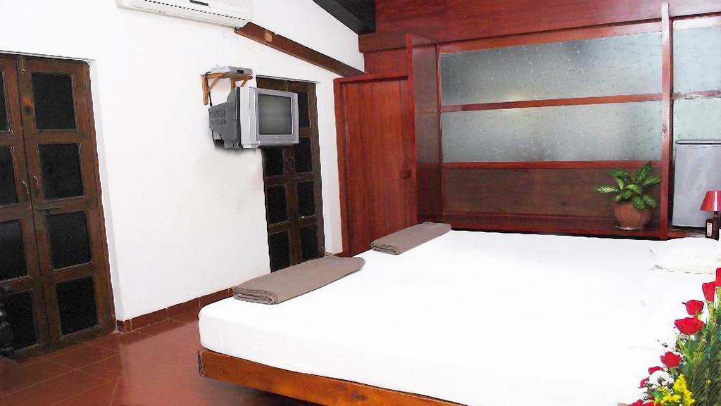Hotel Little Italy Calangute Exterior foto
